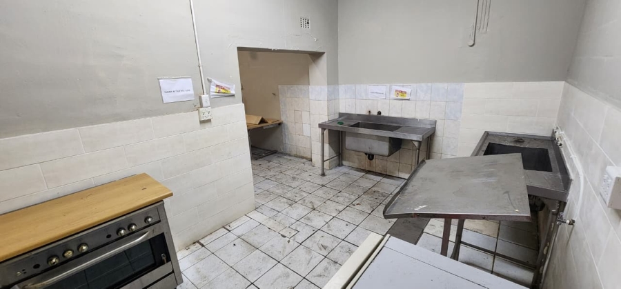 Commercial Property for Sale in Heathfield Western Cape